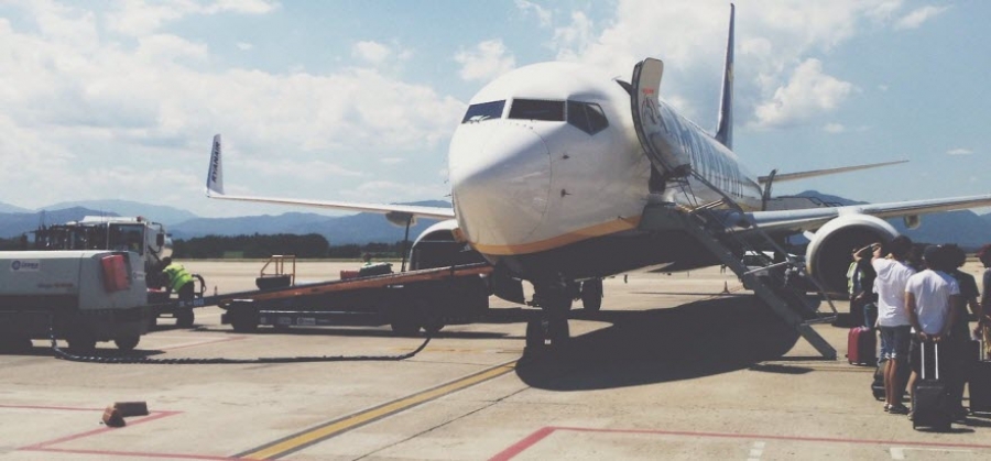 An extreme way to see Wales' coast